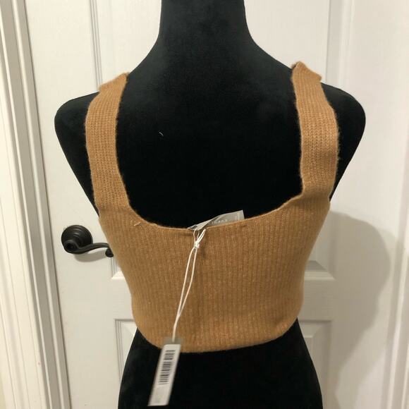 Everlane Women's‎ Tank Top Size Medium Tan Cropped Stretch Ribbed Cozy Pullover - Picture 4 of 13